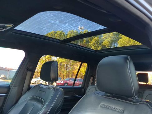 Used 2022 Jeep Grand Cherokee L Overland image 23