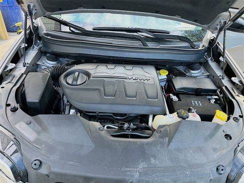 Used 2022 Jeep Cherokee Latitude Lux image 29