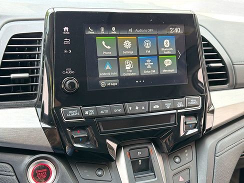 Used 2024 Honda Odyssey EX-L image 11