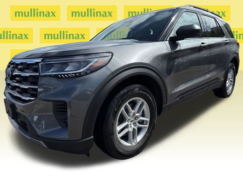 New 2026 Ford Explorer Active image 16