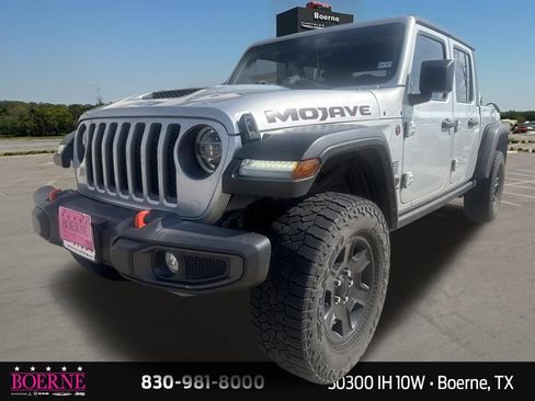Used 2022 Jeep Gladiator Mojave w/ LED Lighting Group AWD/4WD image 3