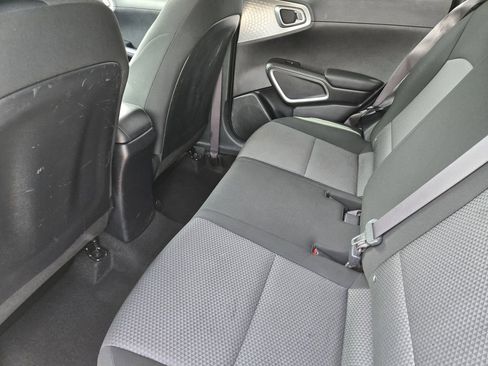 Used 2020 Kia Soul LX FWD image 29