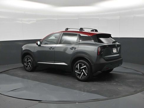 Used 2026 Nissan Kicks SV w/ Interior Electronics Package FWD image 6