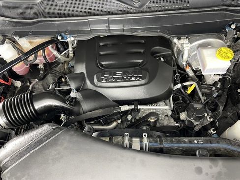 Used 2024 RAM 2500 Big Horn w/ Bed Utility Group image 9