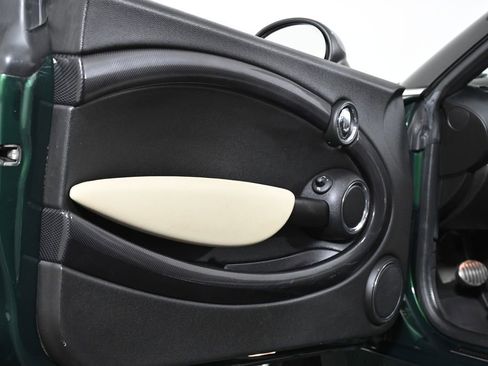 Used 2015 MINI Cooper Roadster S image 25