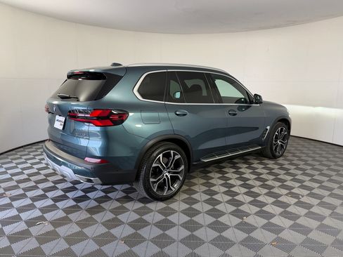 Used 2024 BMW X5 sDrive40i w/ Premium Package RWD image 9