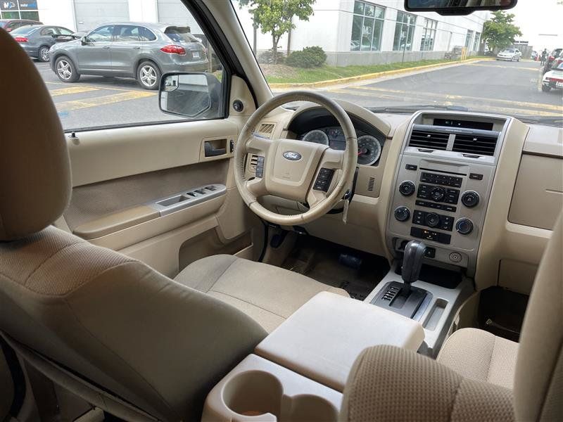 Used 2010 Ford Escape XLT FWD image 24