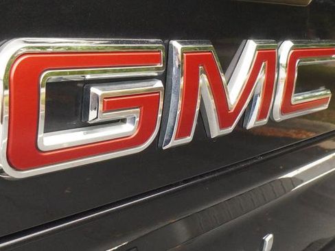 Used 2024 GMC Sierra 2500 Denali w/ Denali Reserve Package AWD/4WD image 48