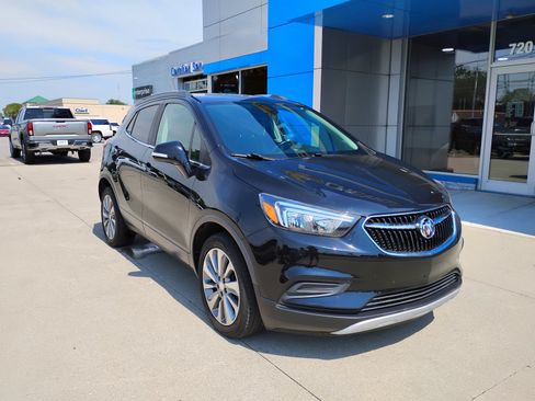 Used 2019 Buick Encore Preferred FWD image 3