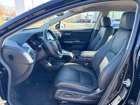 Certified 2018 Honda Clarity Touring image 11