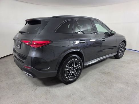 Certified 2025 Mercedes-Benz GLC 300 image 4