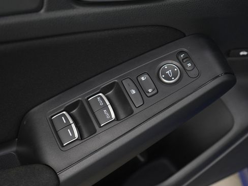 Used 2024 Honda Civic Sport image 18