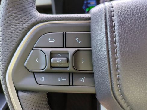 Certified 2026 Toyota Tundra Limited AWD/4WD image 23