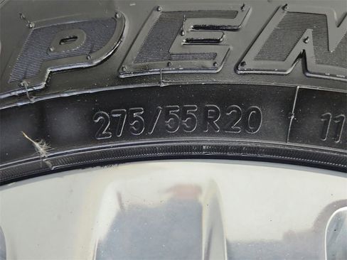 Used 2018 Ford F150 Platinum w/ Technology Package image 41