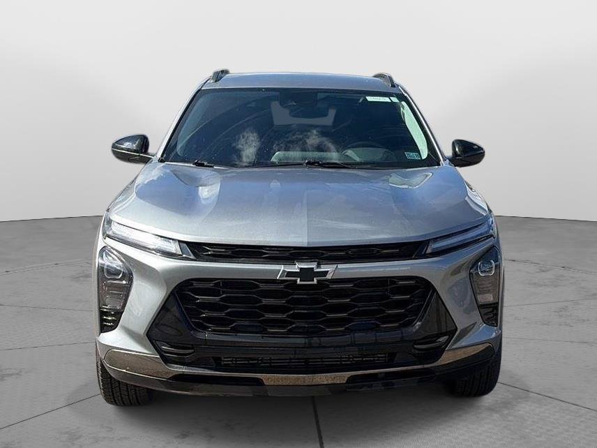 Used 2025 Chevrolet Trax ACTIV w/ Driver Confidence Package FWD image 8