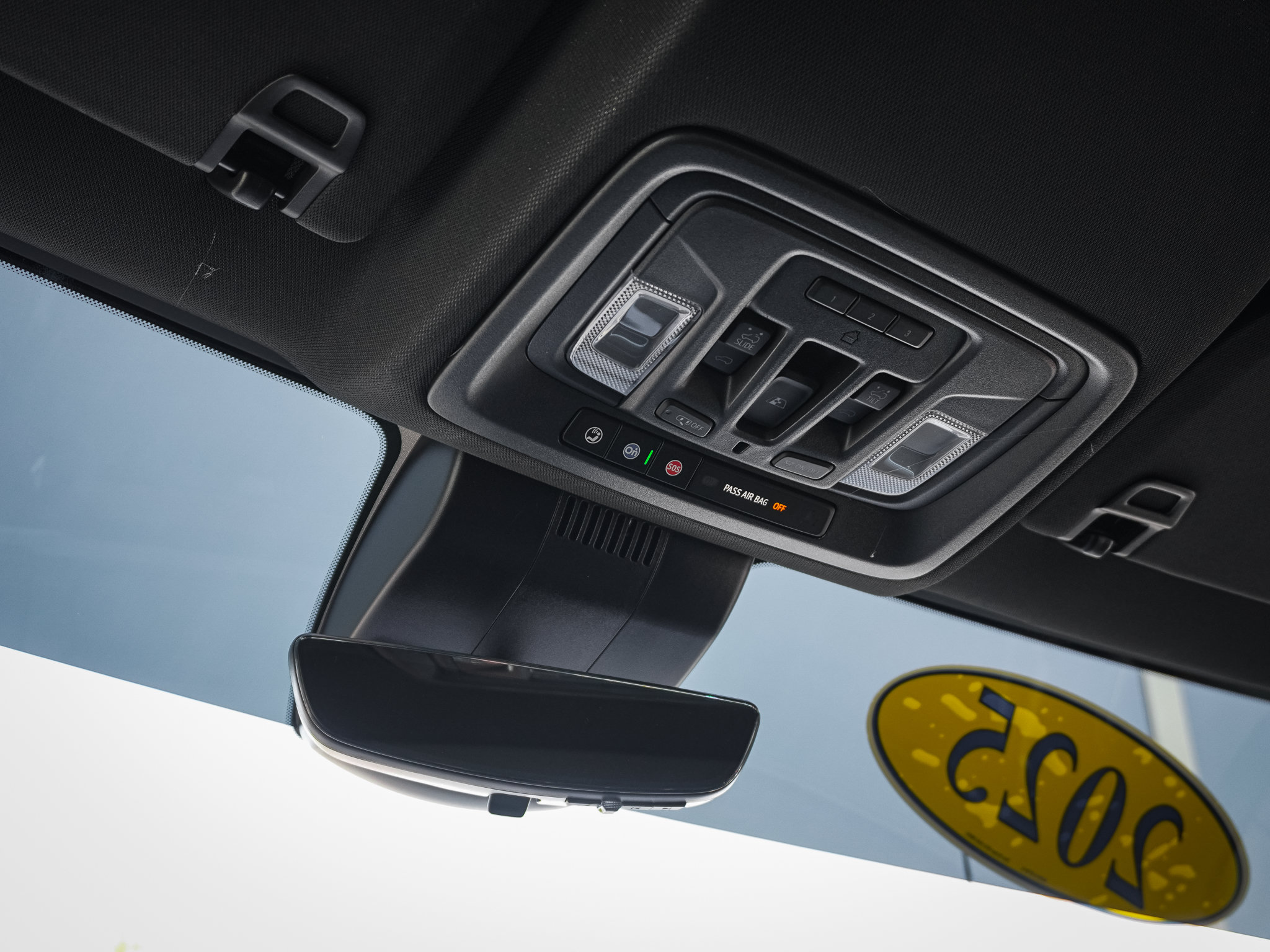Used 2025 Chevrolet Silverado 2500 High Country w/ High Country Premium Package AWD/4WD image 27