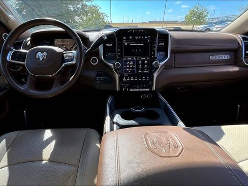 Used 2022 RAM 2500 Laramie AWD/4WD image 17