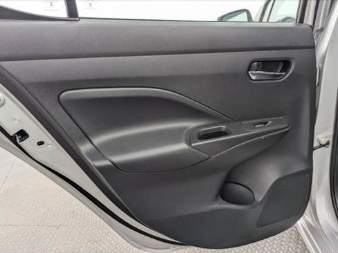 Used 2025 Nissan Versa SV FWD image 16