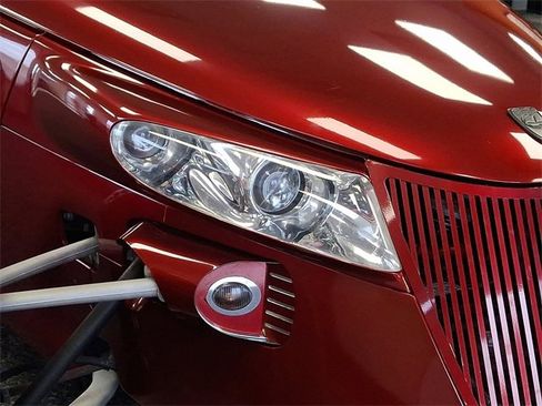 Used 2000 Plymouth Prowler Base image 10