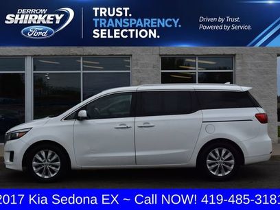 Used 2017 Kia Sedona EX