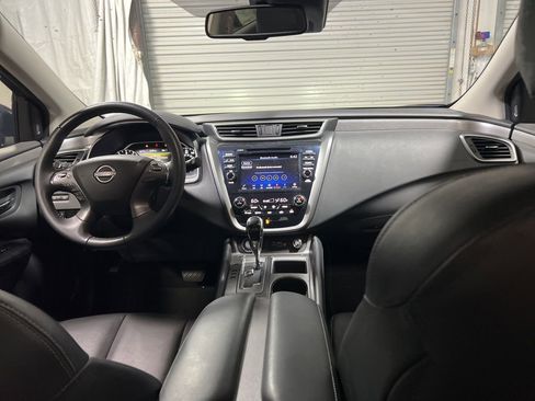 Used 2024 Nissan Murano SV image 14