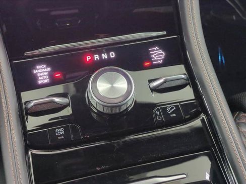 Used 2023 Jeep Grand Cherokee L Summit AWD/4WD image 12