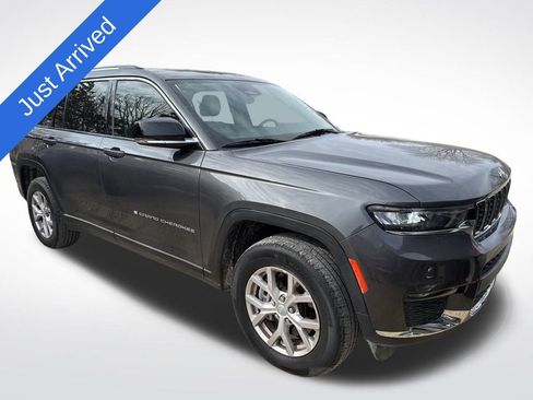 Used 2022 Jeep Grand Cherokee L Limited image 7