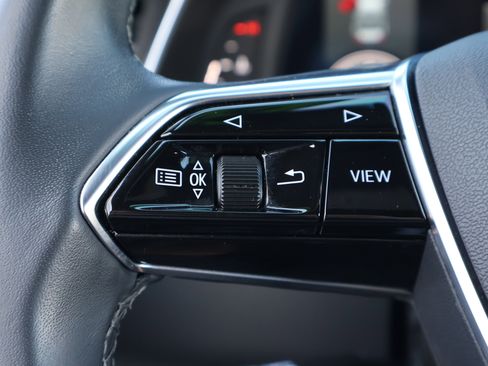 Used 2022 Audi A6 Premium Plus w/ Premium Plus Package image 25