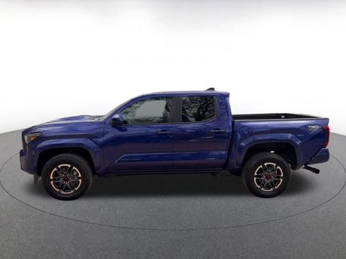 Used 2024 Toyota Tacoma TRD Sport image 9