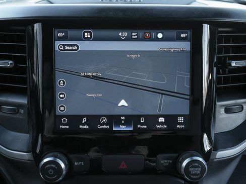 Used 2022 RAM 1500 Big Horn image 13