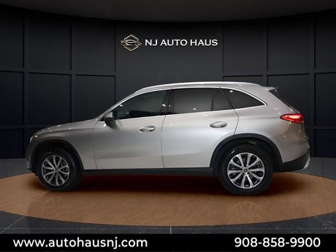 Used 2023 Mercedes-Benz GLC 300 image 5