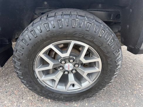 Used 2020 GMC Canyon All Terrain w/ All Terrain X Package AWD/4WD image 19