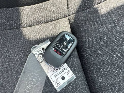 Used 2023 Honda Accord EX image 36