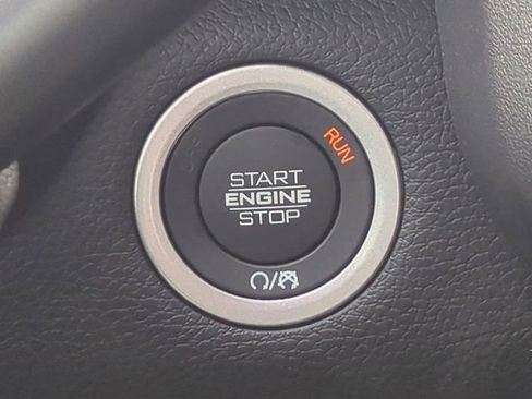 New 2026 RAM 3500 Laramie AWD/4WD image 20
