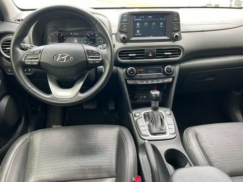 Used 2021 Hyundai Kona Limited w/ Cargo Package AWD/4WD image 2