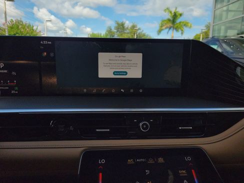 New 2026 INFINITI QX80 Luxe w/ Cargo Package RWD image 23