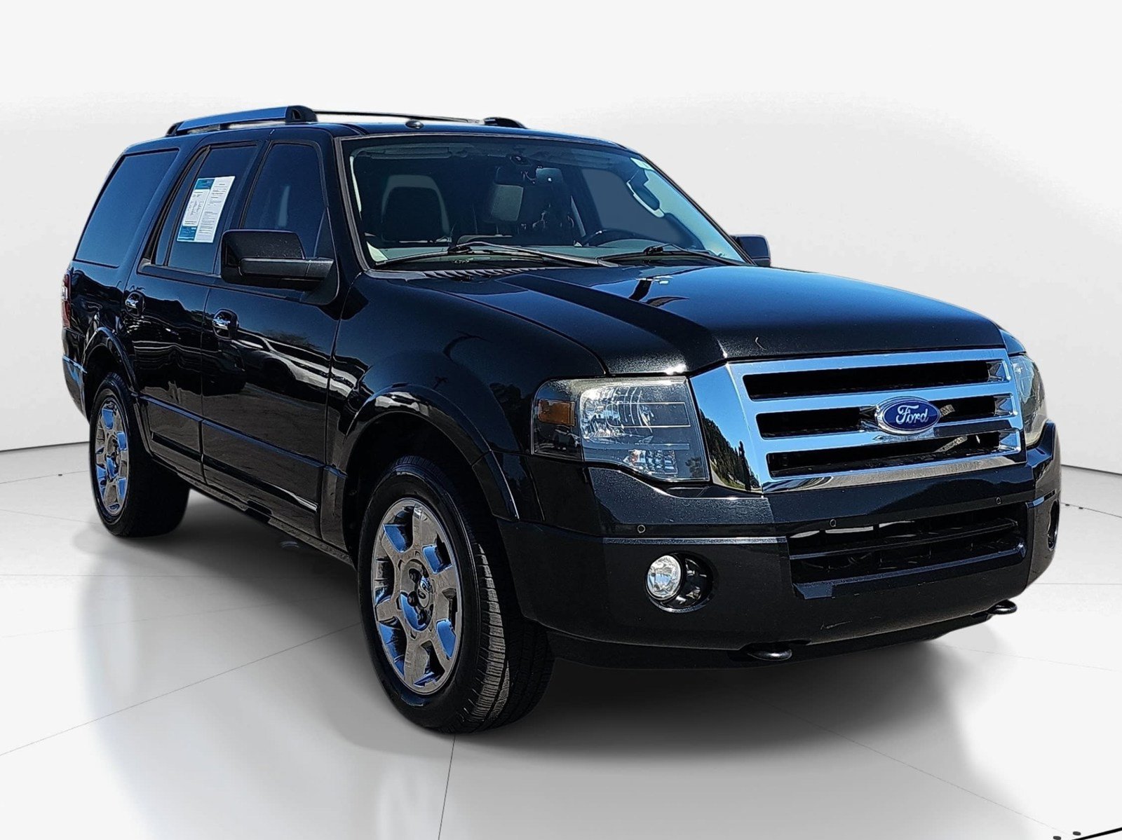 Used 2014 Ford Expedition Limited w/ Equipment Group 301A AWD/4WD image 2