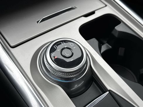 Used 2022 Ford Explorer Platinum w/ Equipment Group 601A image 29