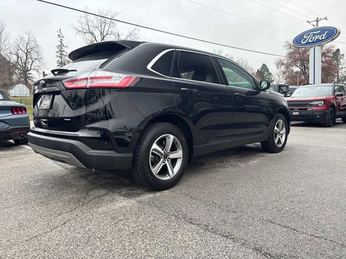 Used 2024 Ford Edge SEL w/ Convenience Package image 7