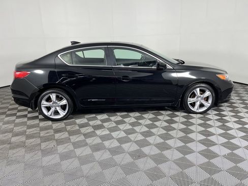 Used 2013 Acura ILX w/ Premium Package image 5