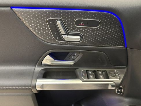 New 2026 Mercedes-Benz GLB 250 GLB 250 image 7