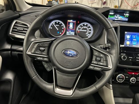 Used 2023 Subaru Forester Premium image 19