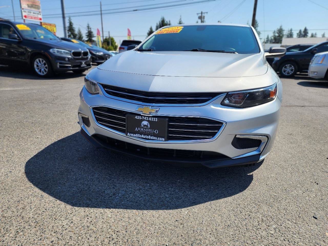 Used 2018 Chevrolet Malibu LS FWD image 2
