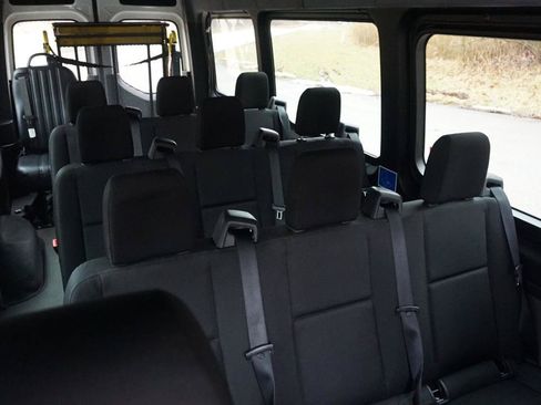 Used 2019 Mercedes-Benz Sprinter 2500 w/ Driver Convenience Package image 18
