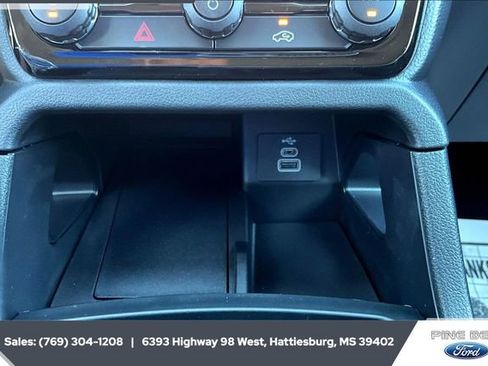 New 2025 Ford Ranger XLT w/ Equipment Group 301A High image 23