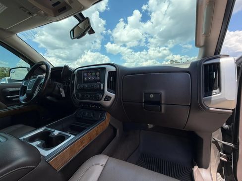 Used 2015 GMC Sierra 1500 SLT w/ SLT Crew Cab Value Package AWD/4WD image 24