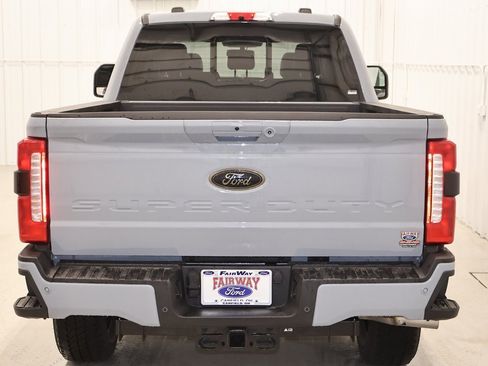 New 2026 Ford F350 Lariat w/ Black Appearance Package image 7