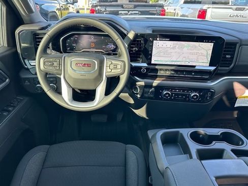 New 2025 GMC Sierra 1500 Elevation image 18