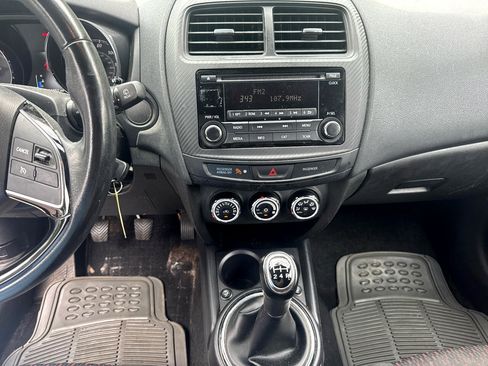 Used 2017 Mitsubishi Outlander Sport ES image 10