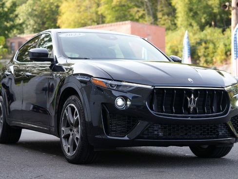 Used 2023 Maserati Levante Modena image 13